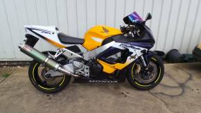 HONDA CBR900RR FIREBLADE 2000  at C & A Superbikes Kings Lynn