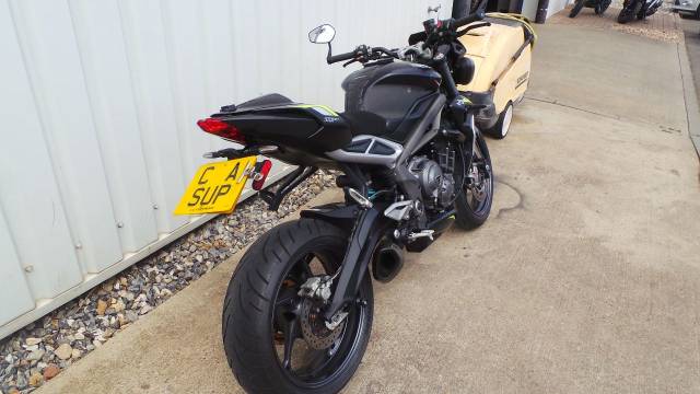 2019 Triumph Street Triple 765 STREET TRIPLE RS