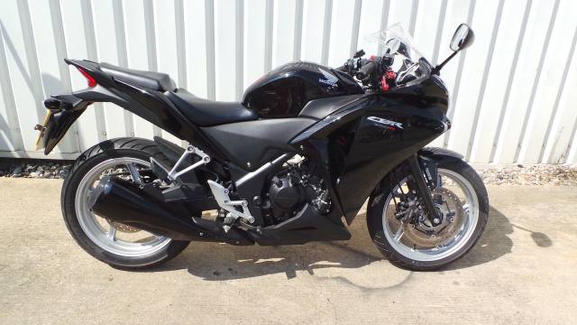 Honda CBR250 CBR 250 RA-B Super Sports Petrol Black