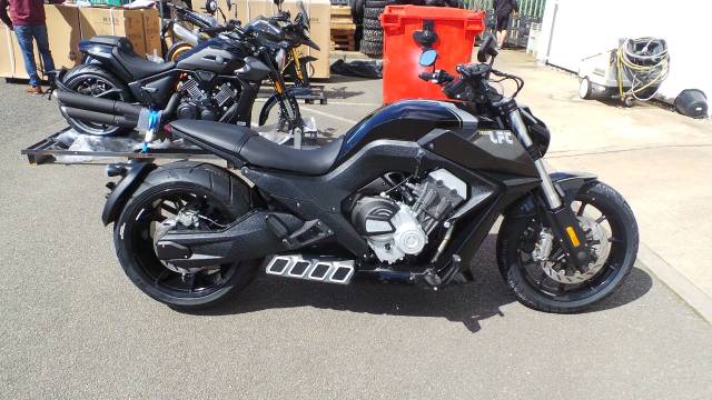 2025 Benda Moto LFC 700 0