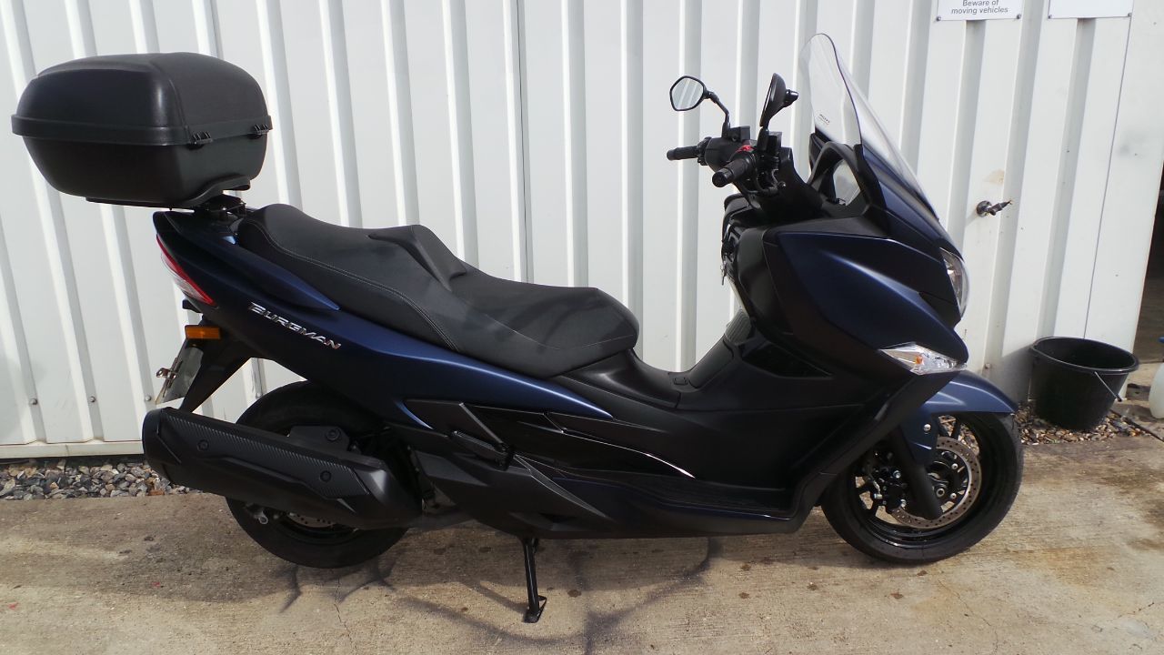 2019 Suzuki AN400