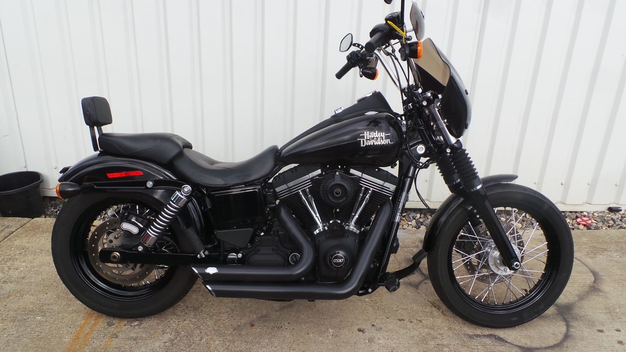 2015 Harley-Davidson Dyna Street Bob