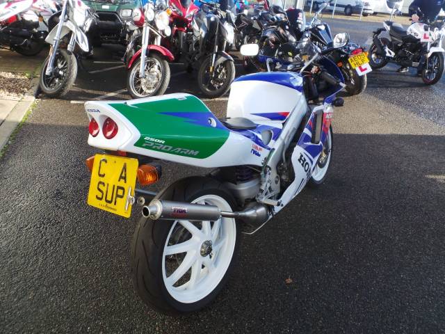 1999 Honda NSR250 SE