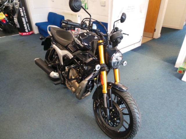 2026 Hero Hunk 400 0