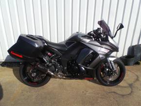 KAWASAKI ZX1000 at C & A Superbikes Kings Lynn