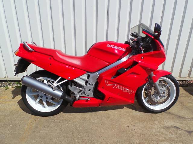 Honda VFR750 VFR750F-M Super Sports Petrol Red